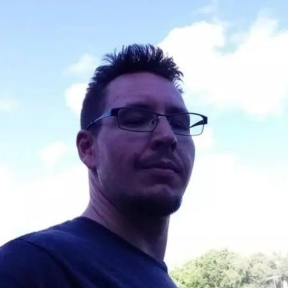 Meet your Posher, Shaun - Picture 1 of 1